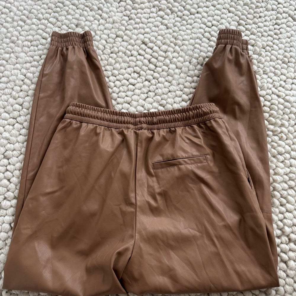 Zara Brown Joggers - Picture 2 of 4